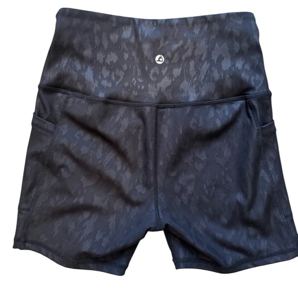 Women's Leg End Active Black Leopard Print High-Waisted Sport Shorts Size Small - Picture 5 of 6